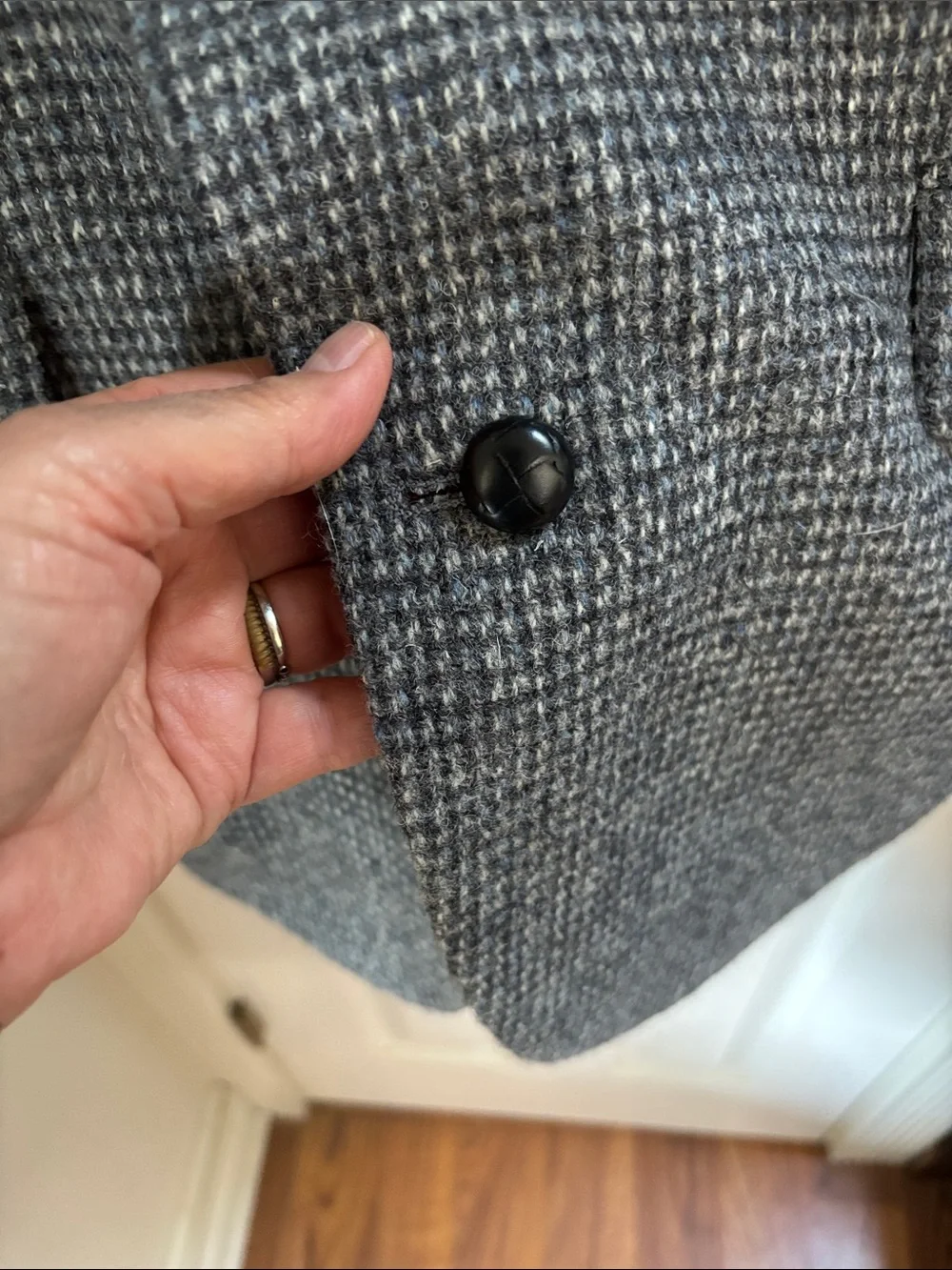 Harris Tweed versatile gray
